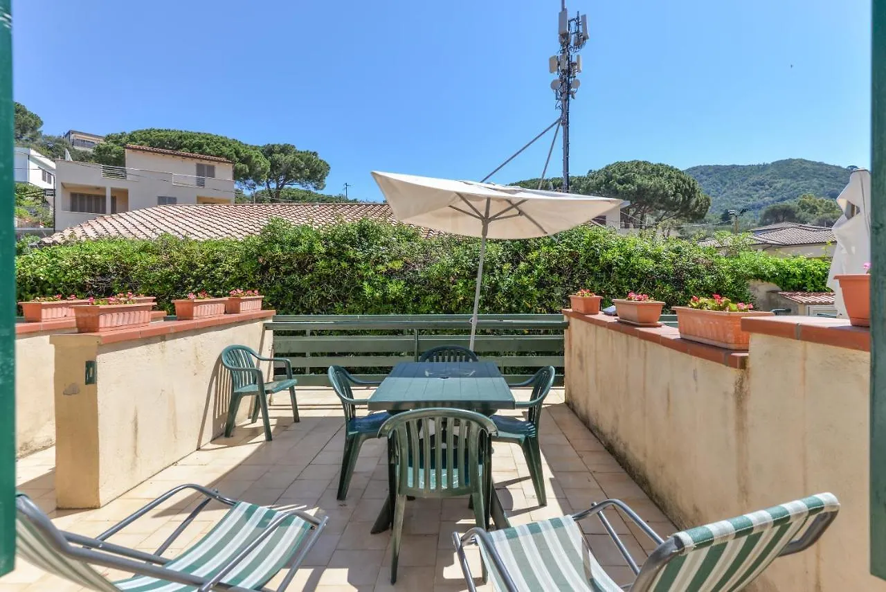 Il Quadrifoglio 2 Apartment Procchio